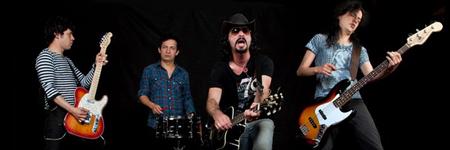 Carlos Reyes & La Killer Band presentan su video Waiting for the man
